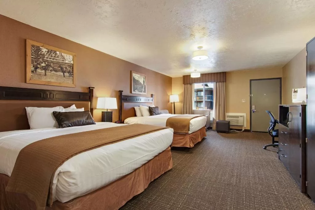 Standaardkamer met twee aparte bedden in het Hotel Best Western Plus Rubys Inn