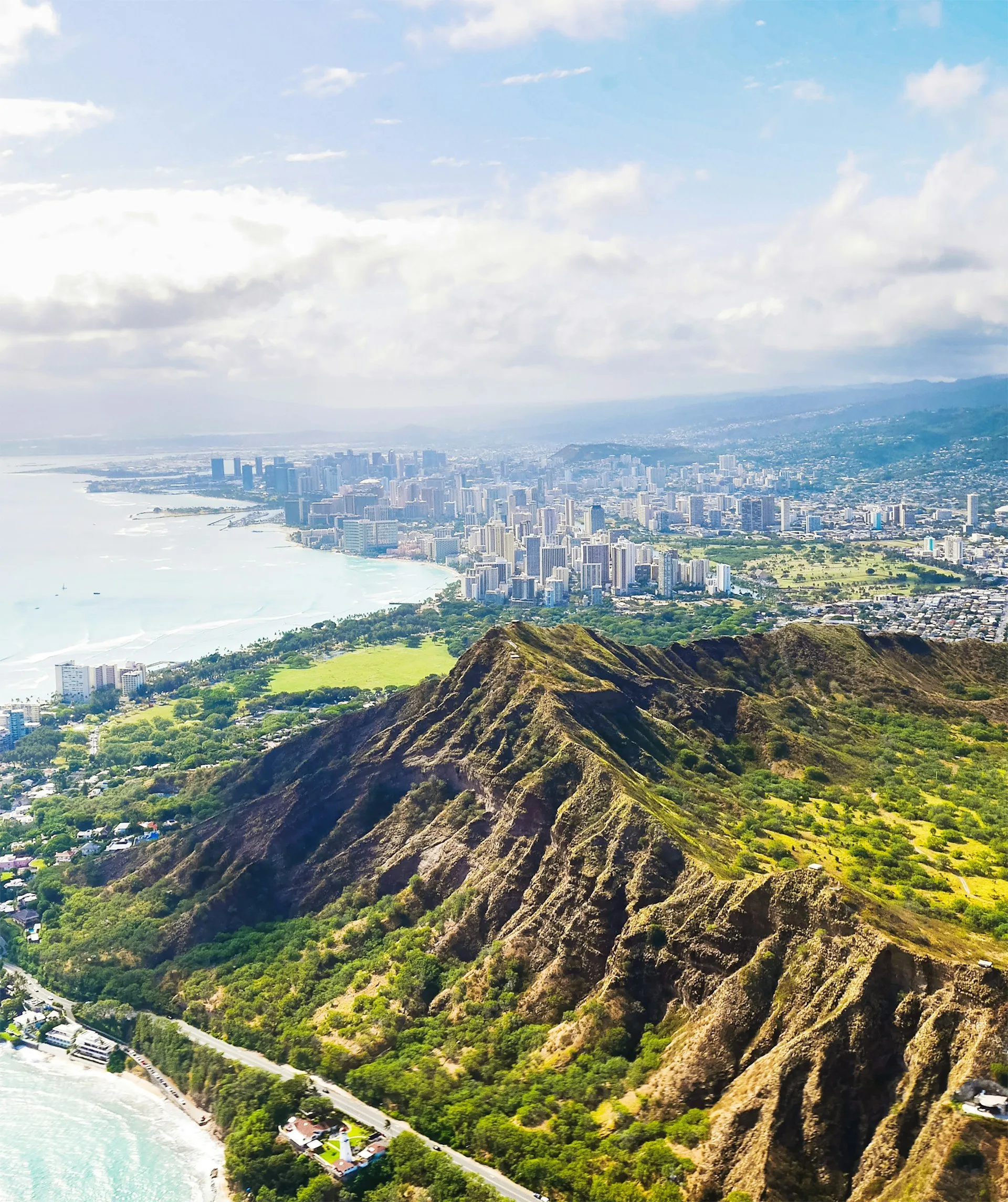 Luchtfoto van de Diamond Head Crater in Honolulu Hawaii