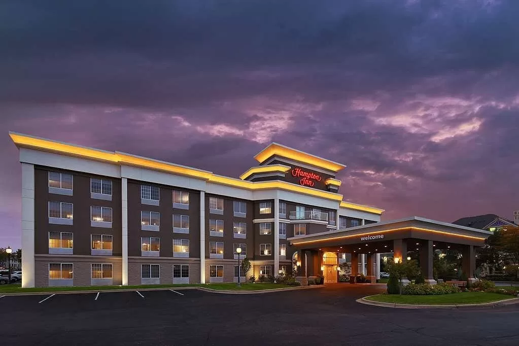 Exterior van het Hotel Hampton Inn Holland