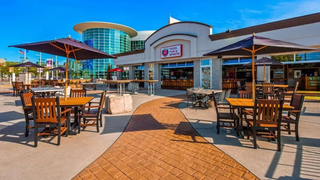 Het restaurant bij het Best Western Plus Milwaukee West