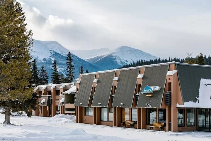 Exterior van het Hotel Marmot Lodge Jasper