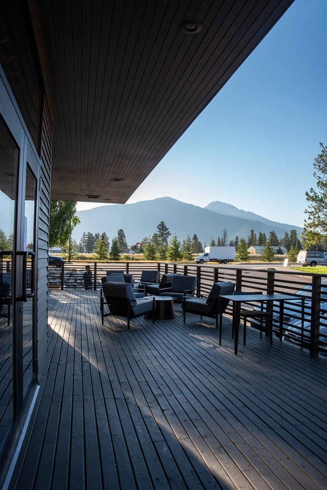 Terras/veranda van het Hotel Marmot Lodge Jasper