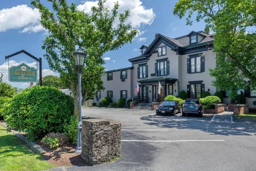 Exterior van het Hotel The Carriage House Inn Newport