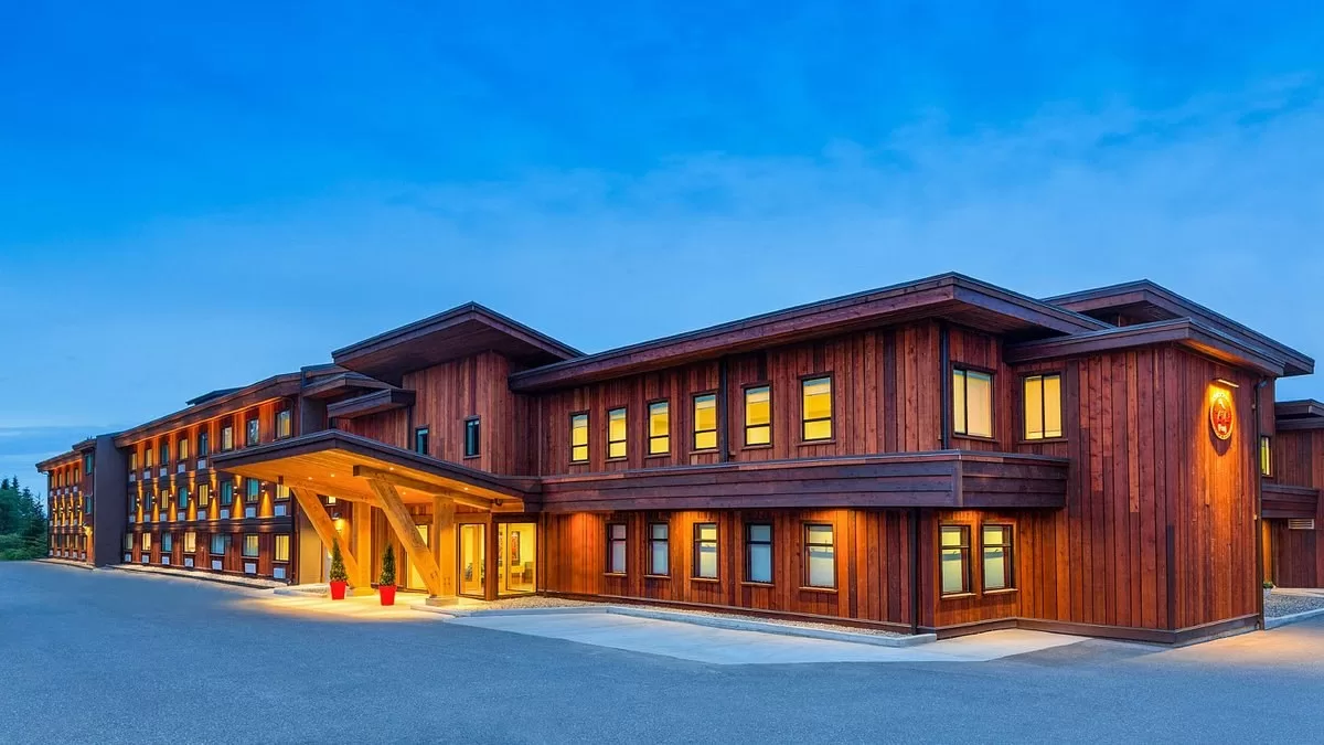 Exterior van het Hotel Kwalilas Port Hardy