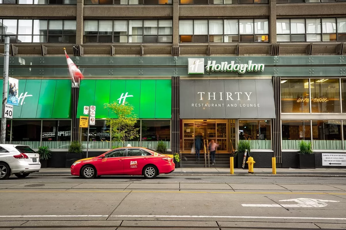 Exterior van het Hotel Holiday Inn Toronto
