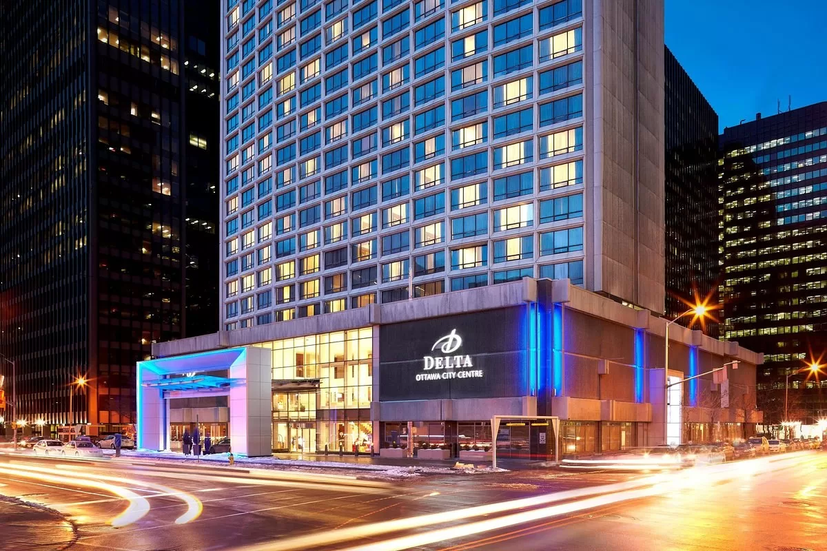 Exterior van het Hotel Delta by Marriott Ottawa