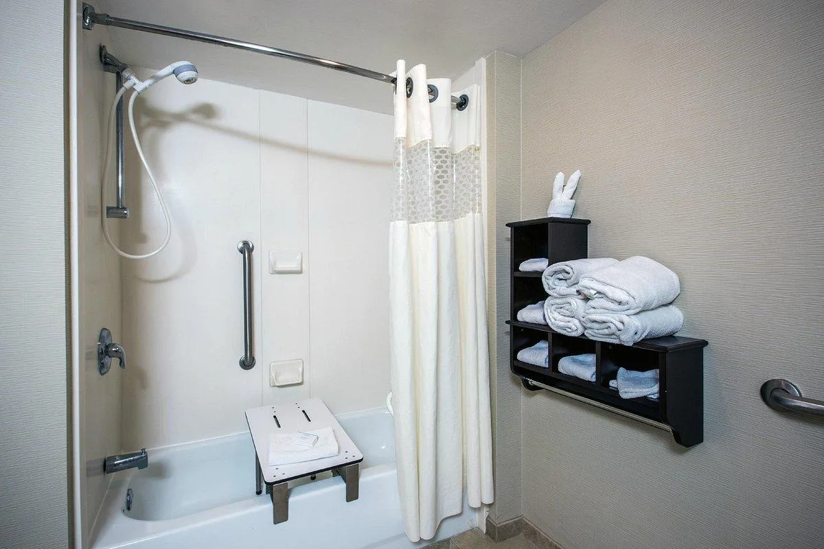 Badkamer in een hotelkamer in het Hotel Hampton Inn Sturbridge