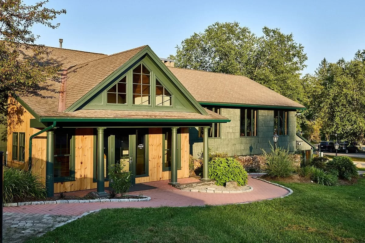 Exterior van het Hotel Bluebird Cady Hill Lodge