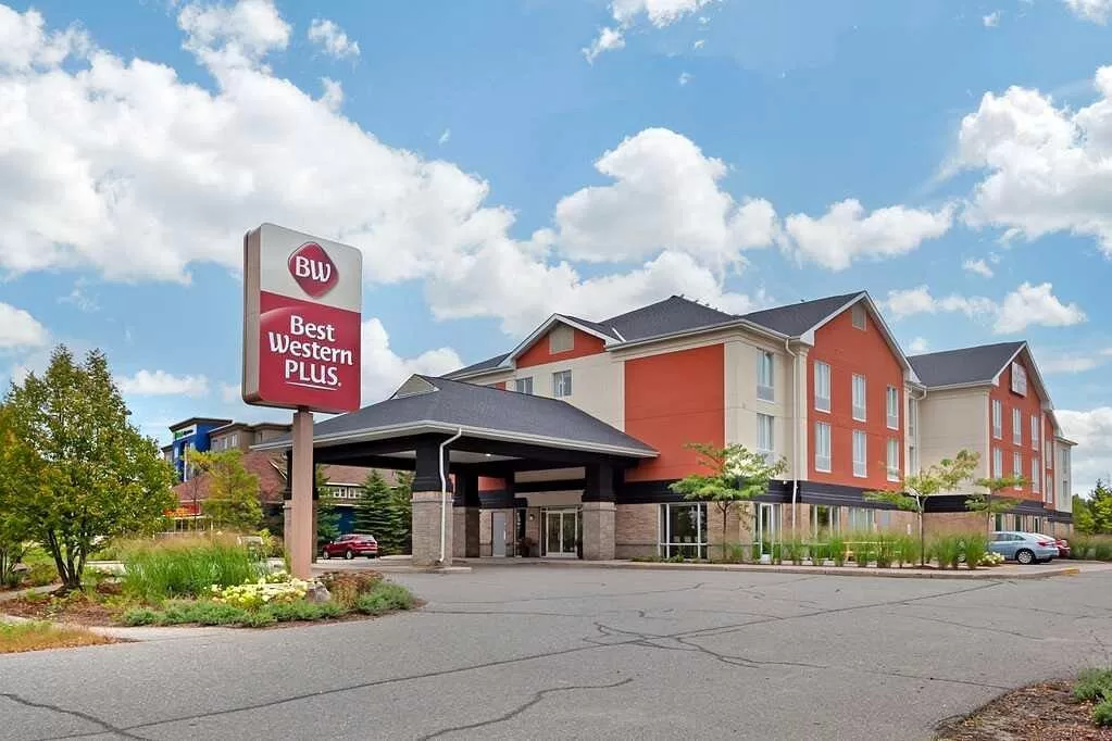 Exterior van het Hotel Best Western Plus Huntsville