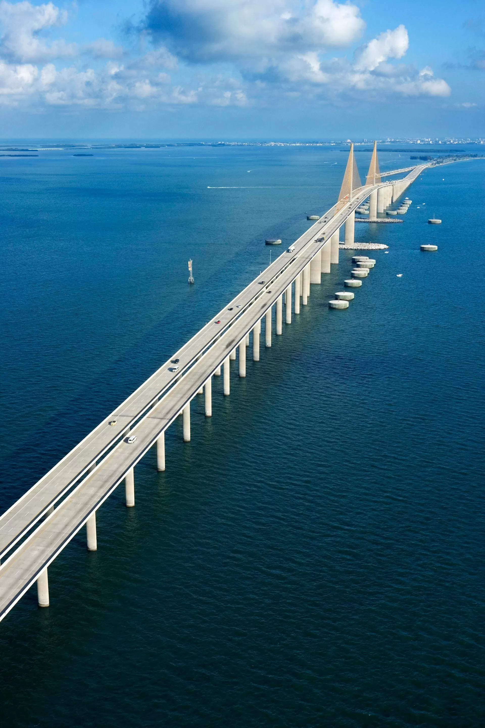 De Seven Mile Bridge over de Overseas Highway bij de Florida Keys