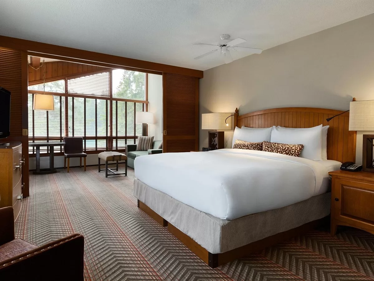 Standaardkamer in het Hotel Fairmont Jasper Park Lodge