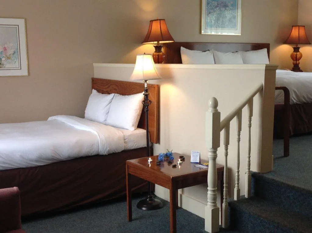 Standaardkamer met twee aparte bedden in het Hotel Coastal Inn Antigonish