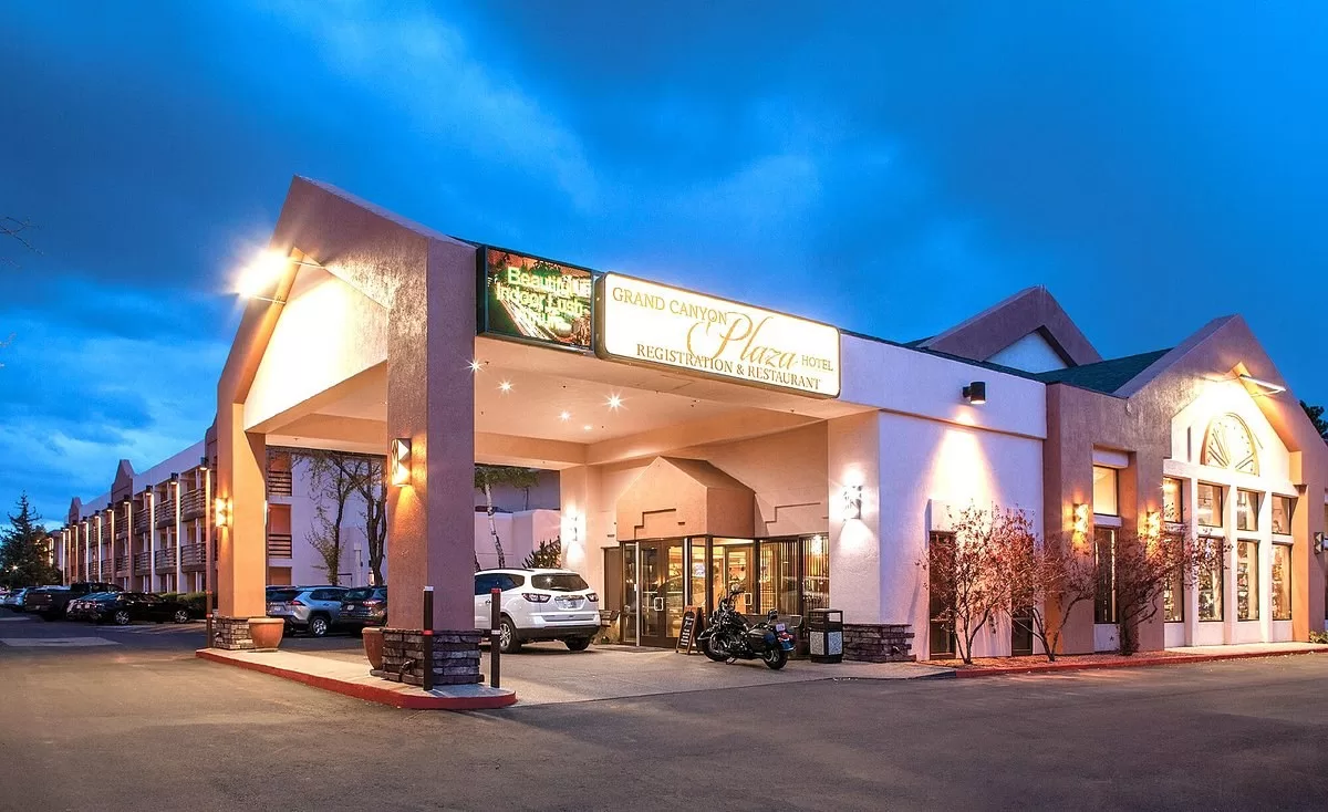 Exterior van het Hotel Grand Canyon Plaza