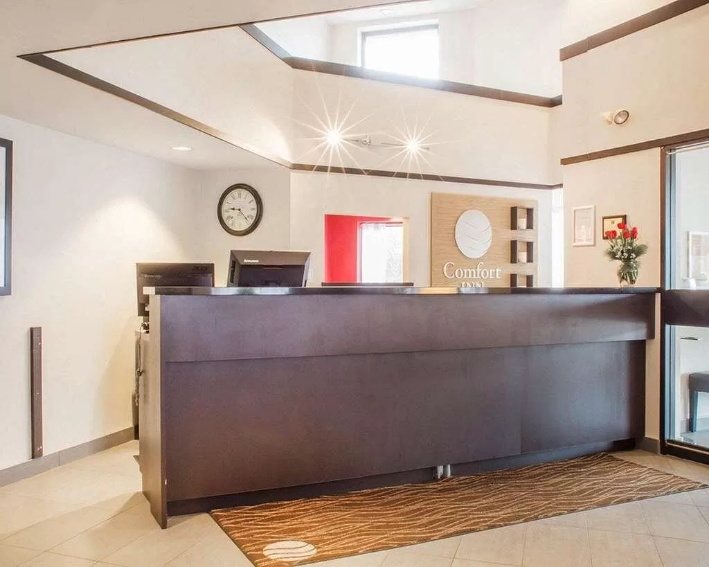 Receptie van het Hotel Comfort Inn Parry Sound