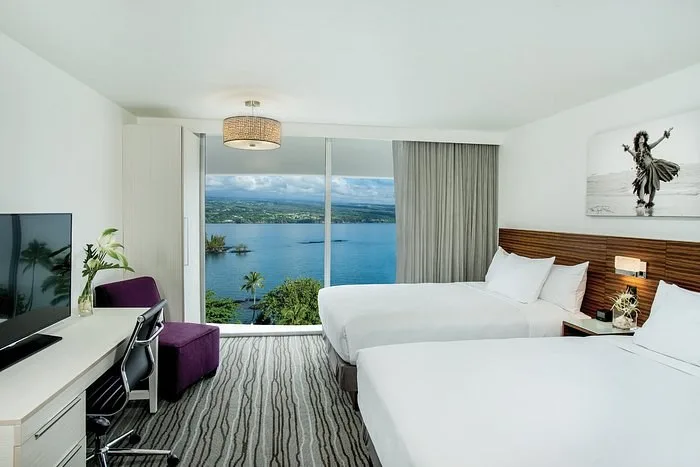 Een kamer met ocean view in het Grand Naniloa a Double Tree by Hilton Hilo