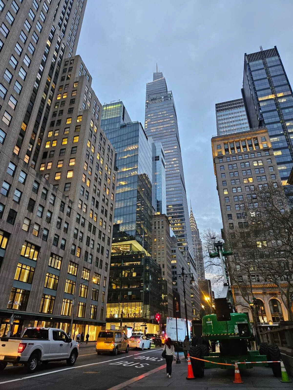 De buitenkant van Summit One Vanderbilt in Manhattan