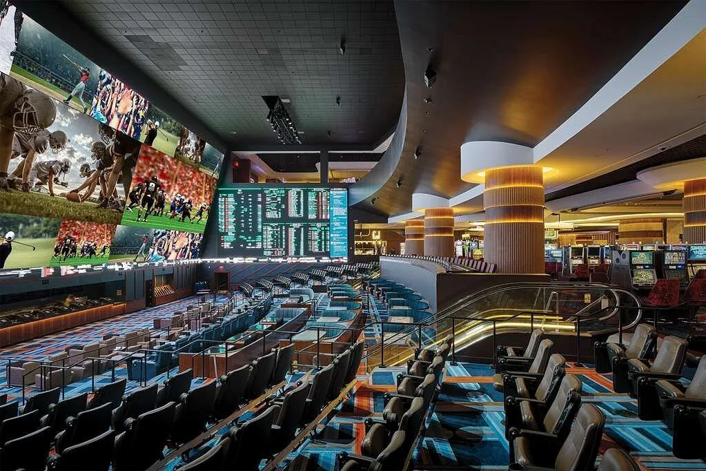 Casino met sportwedstrijden op grote schermen in het Hotel Circa Resort Casino Las Vegas