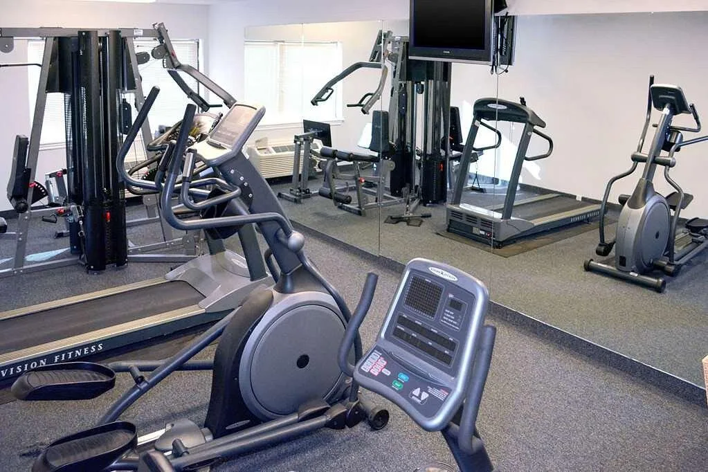 Fitnessruimte in het Hotel Quality Inn Halifax Airport Goffs