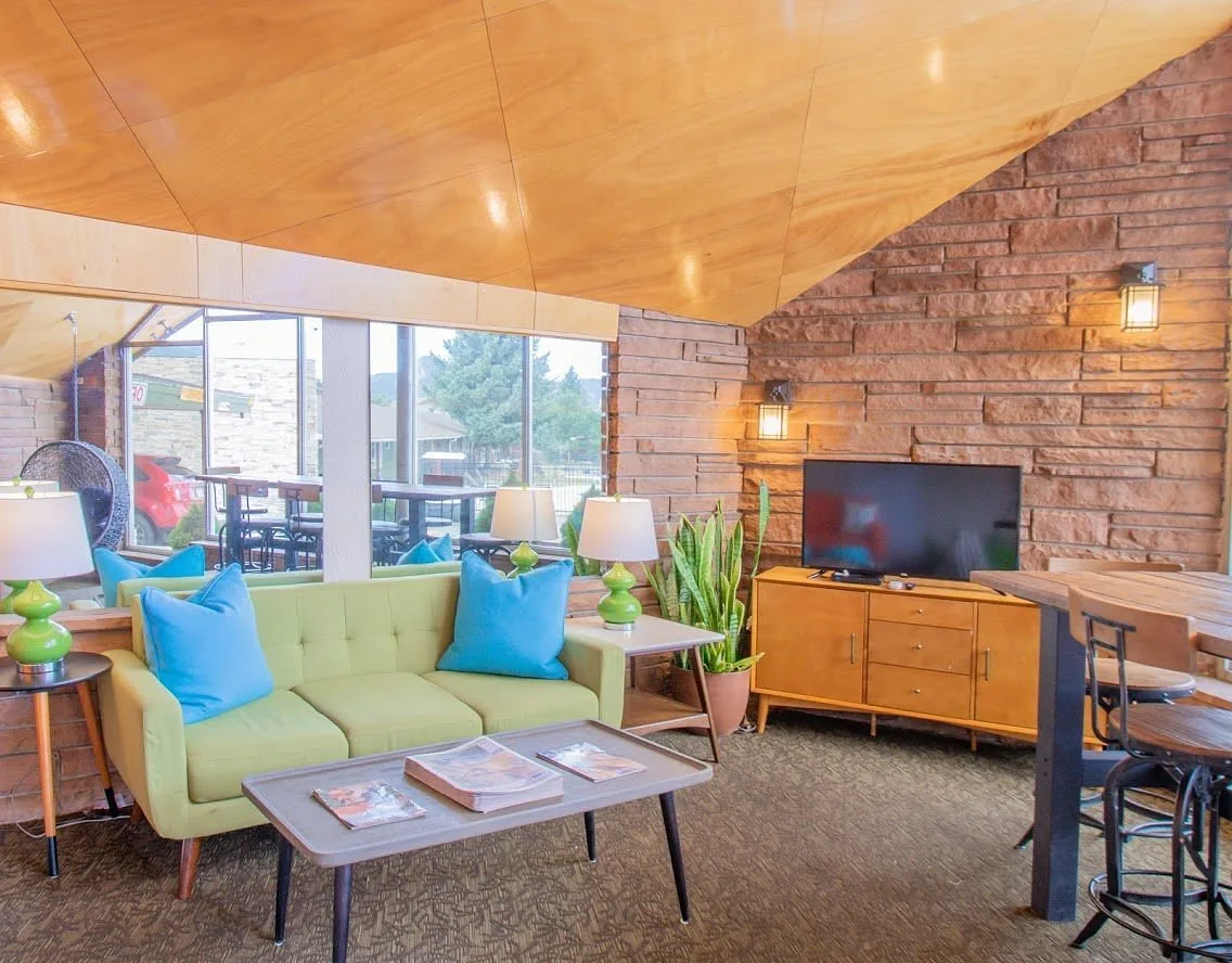 Lobby in het Hotel Coyote Mountain Lodge Estes Park