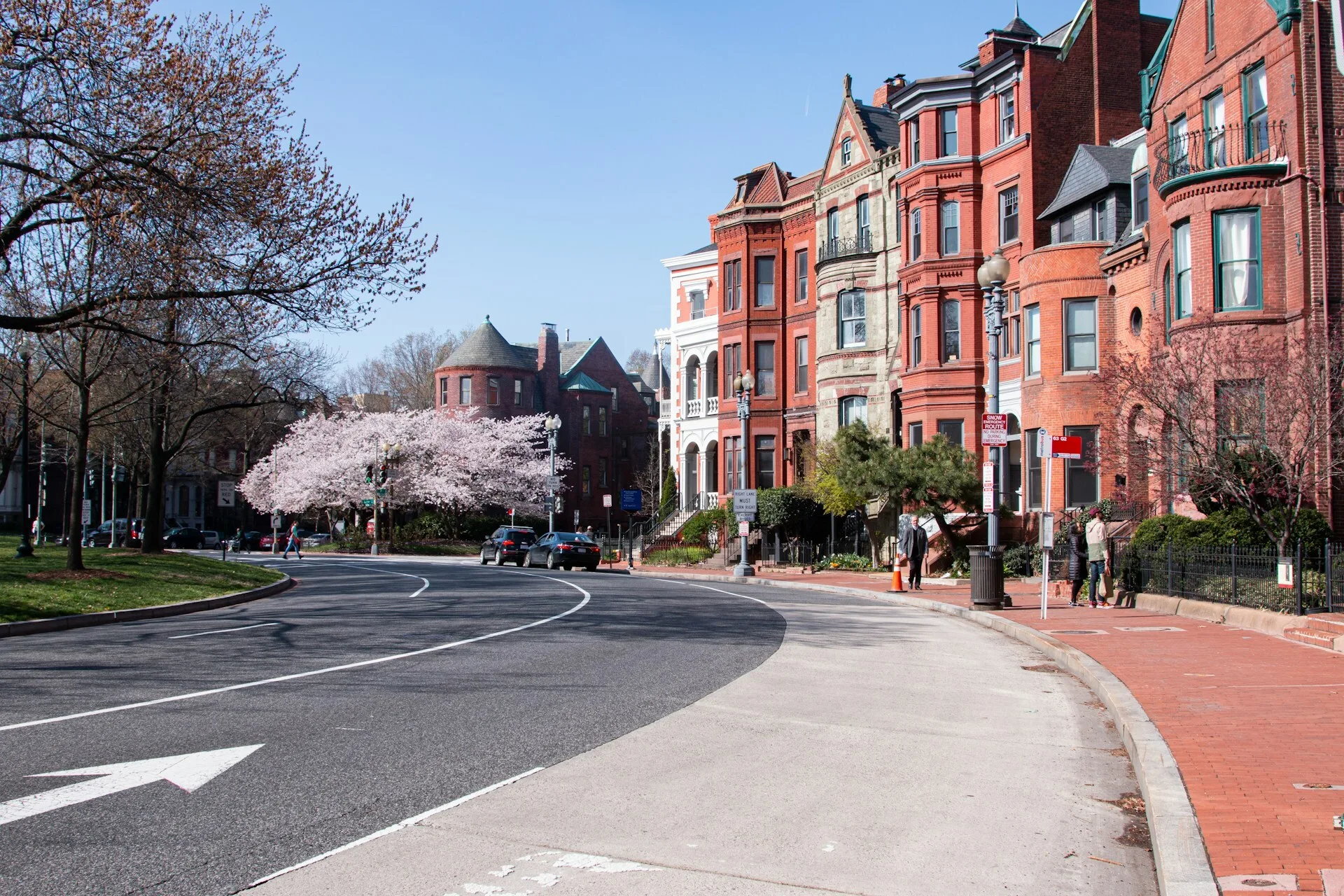 Washington D.C. Georgetown met klassieke stadswoningen en bloesembomen