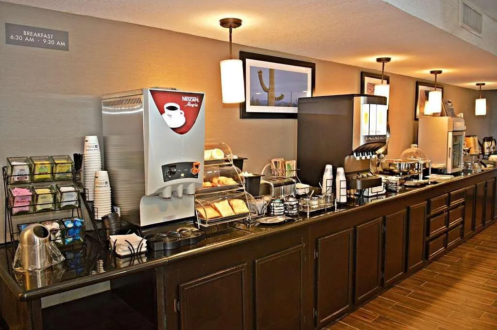 Ontbijtbuffet van het Hotel Best Western Inn Del Rio