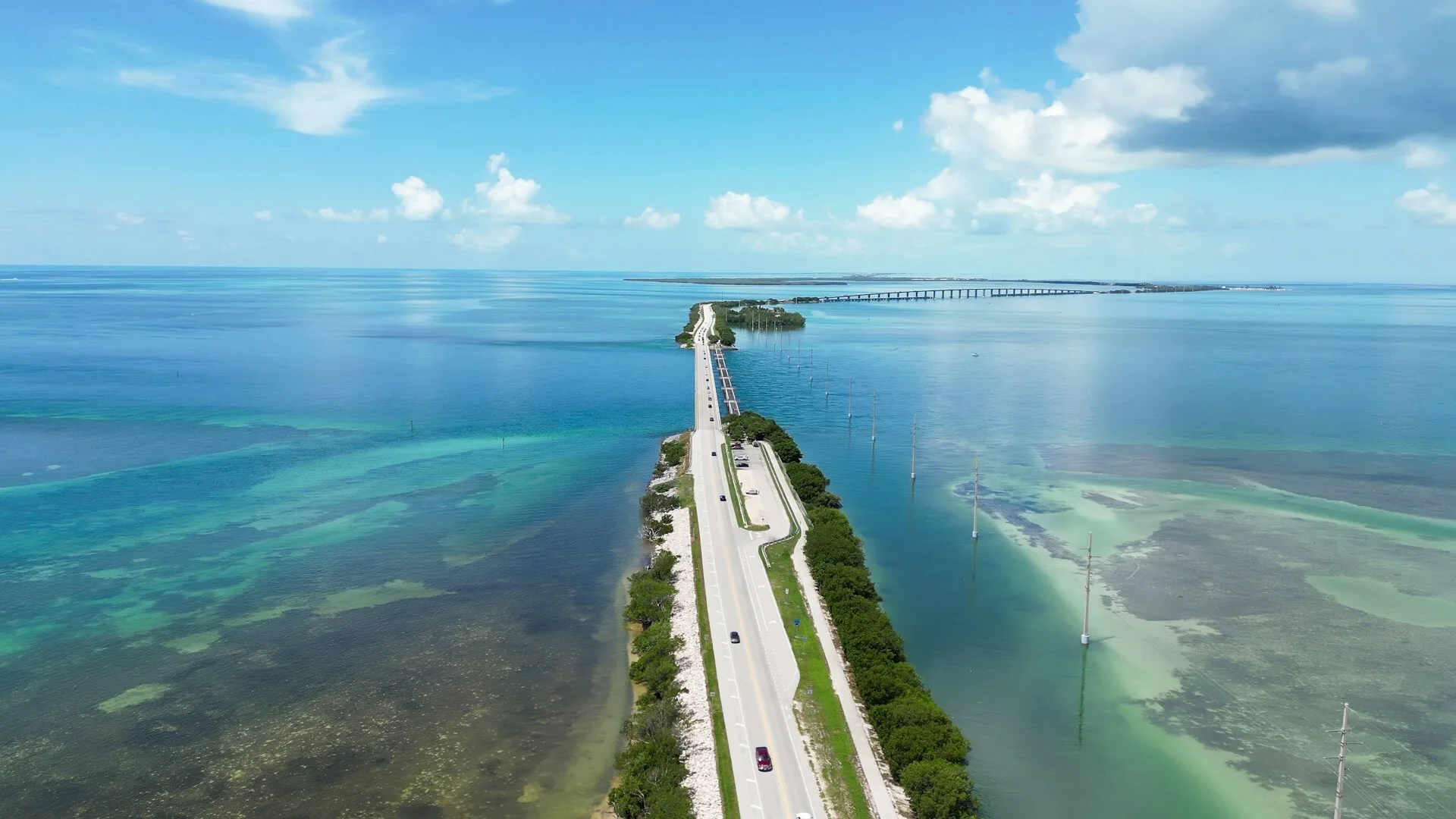 Een stuk van het Seven Mile Bridge tussen de Keys in Florida