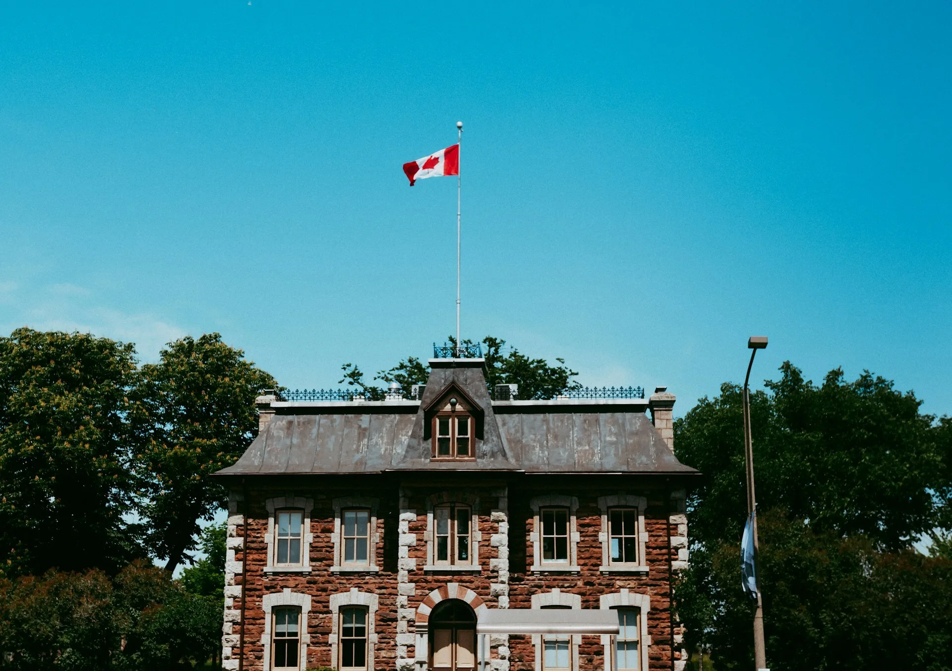 Het stadshuis in Sault Sainte Marie, Ontario
