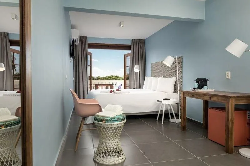 Standaardkamer met balkon in het Hotel Livingstone Jan Thiel Willemstad