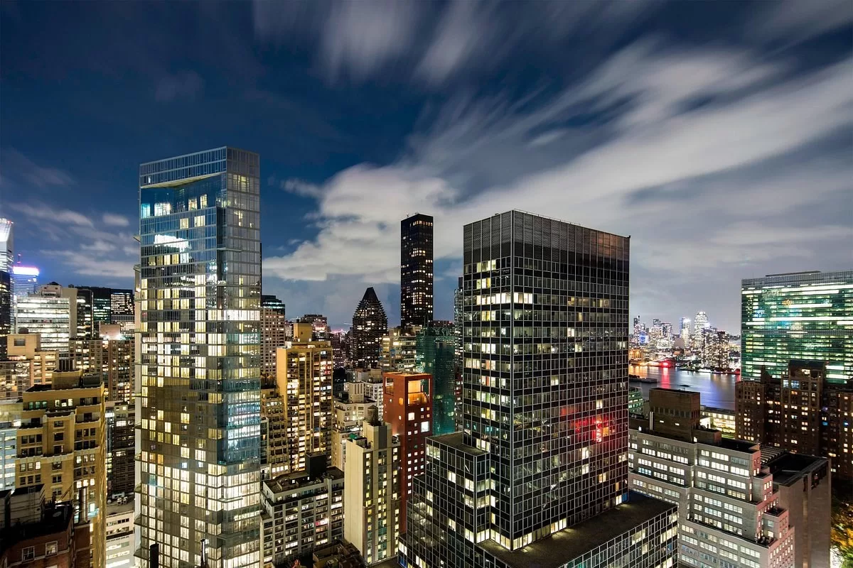 Uitzicht over de wolkenkrabbers in New York vanuit het Hotel The Westin New York Grand Central New York