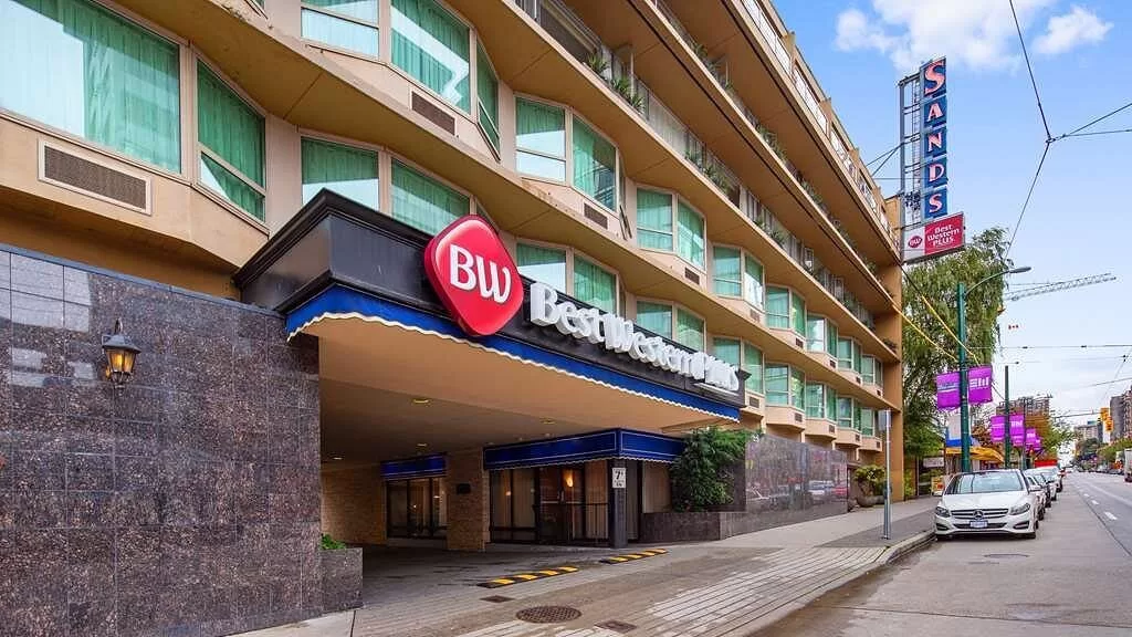 Exterior van het Hotel Best Western Plus Sands Vancouver