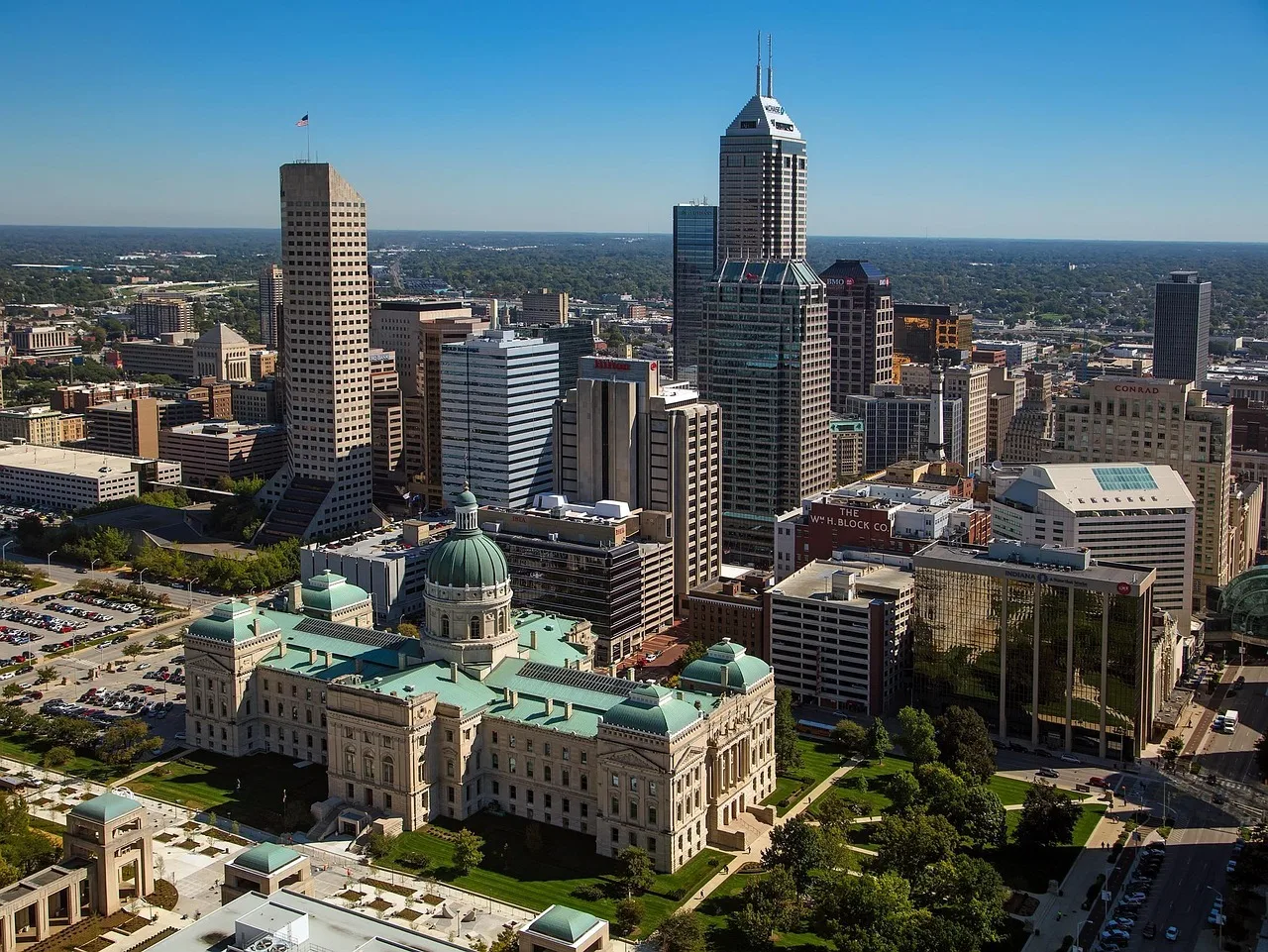 Luchtfoto van de wolkenkrabbers in Indianapolis