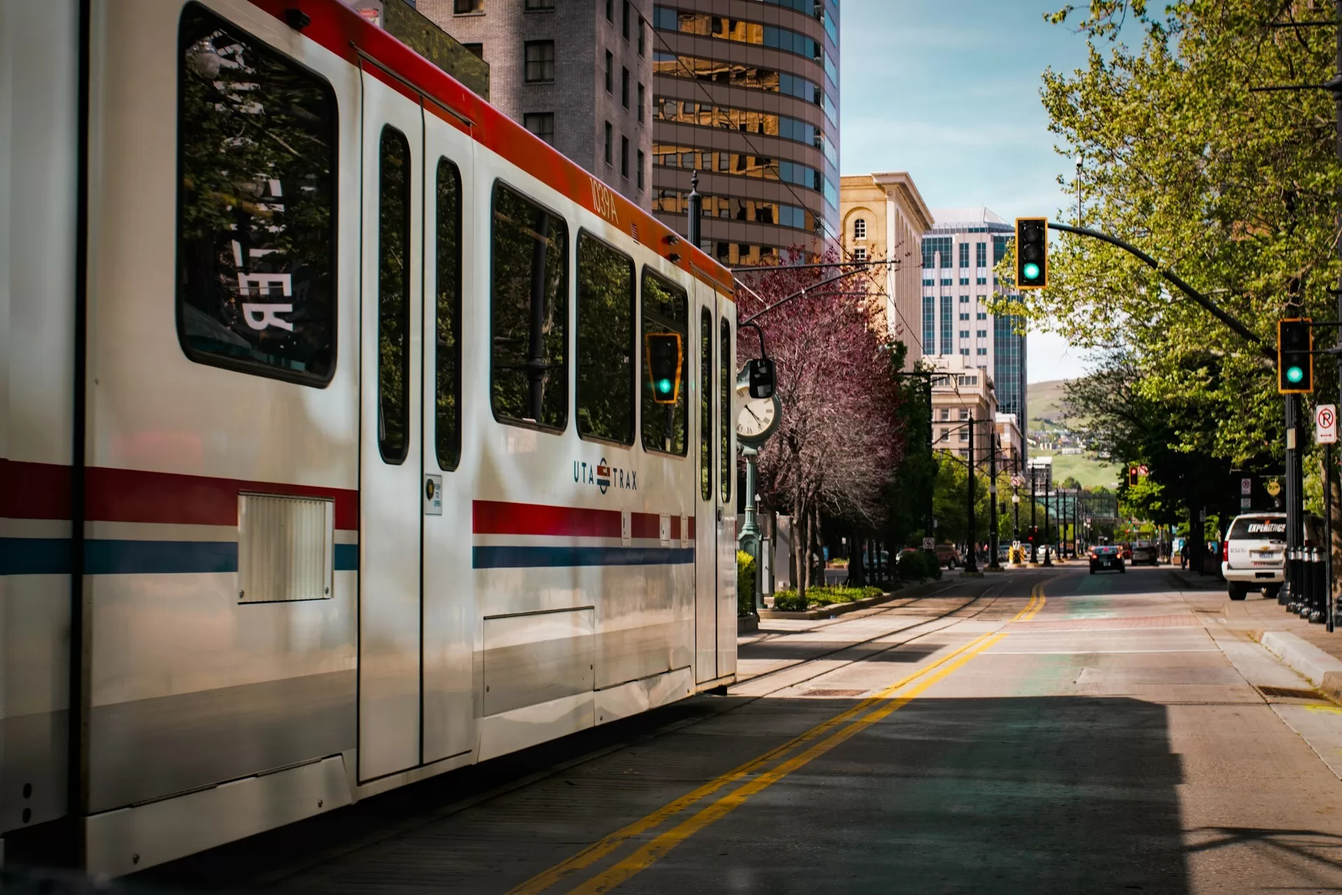 Een tram door het centrum van Salt Lake City