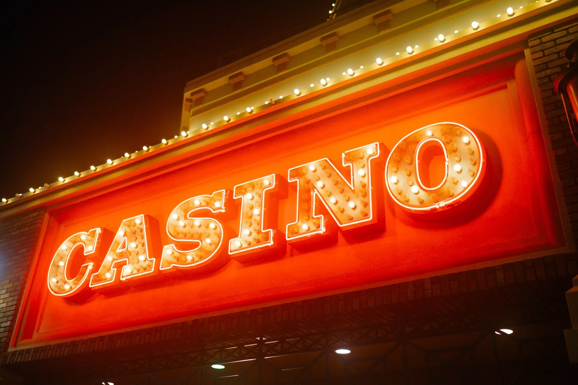 Rood verlicht casino sign in Las Vegas, Nevada