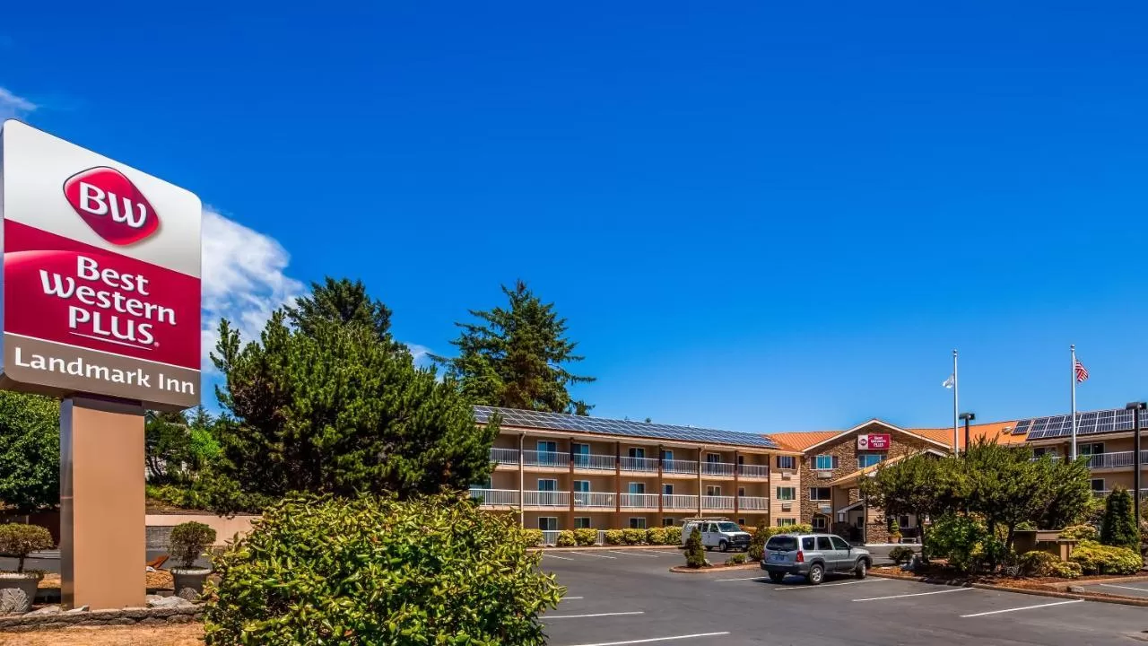 Exterior van het Best Western Plus Landmark Inn Lincoln City