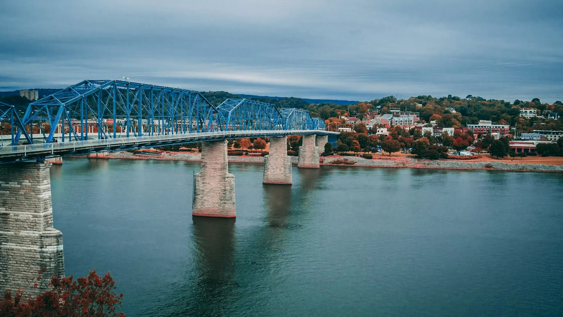 Brug over de rivier in Chattanooga, Tennessee