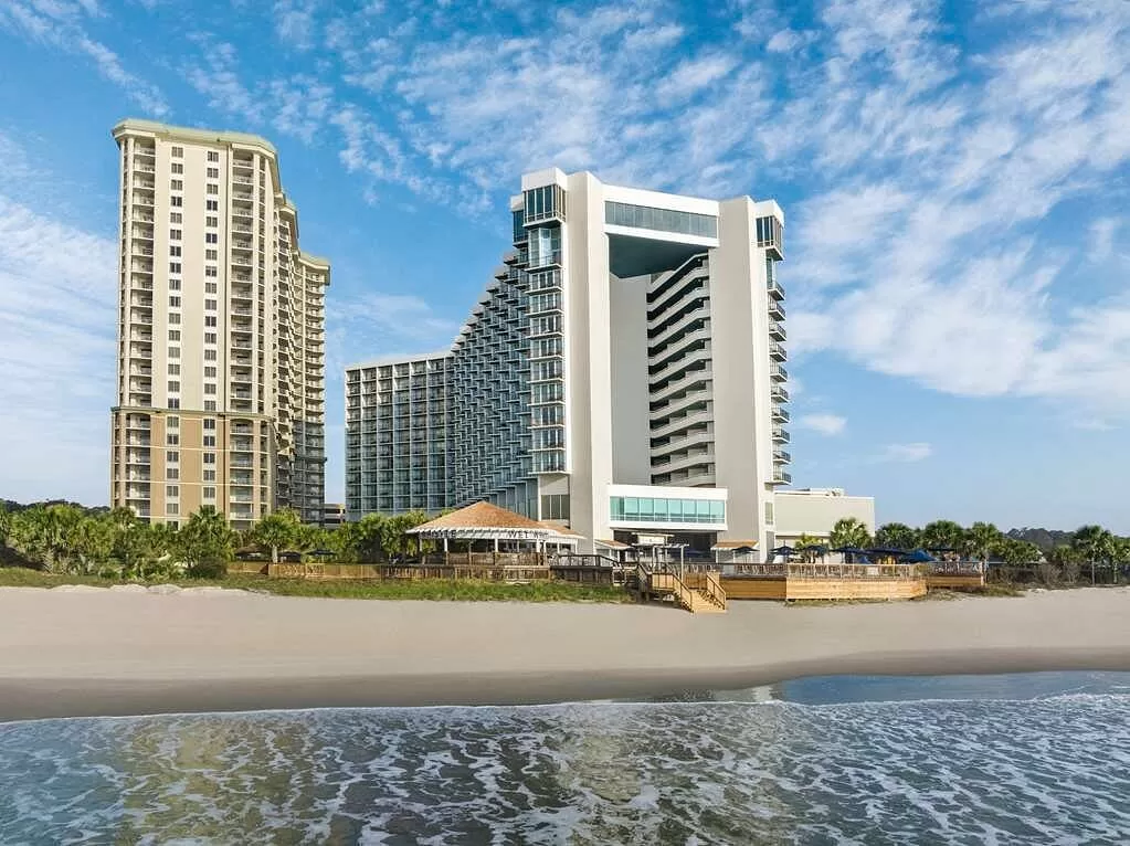 Exterior van het Hotel Hilton Myrtle Beach Resort aan het strand