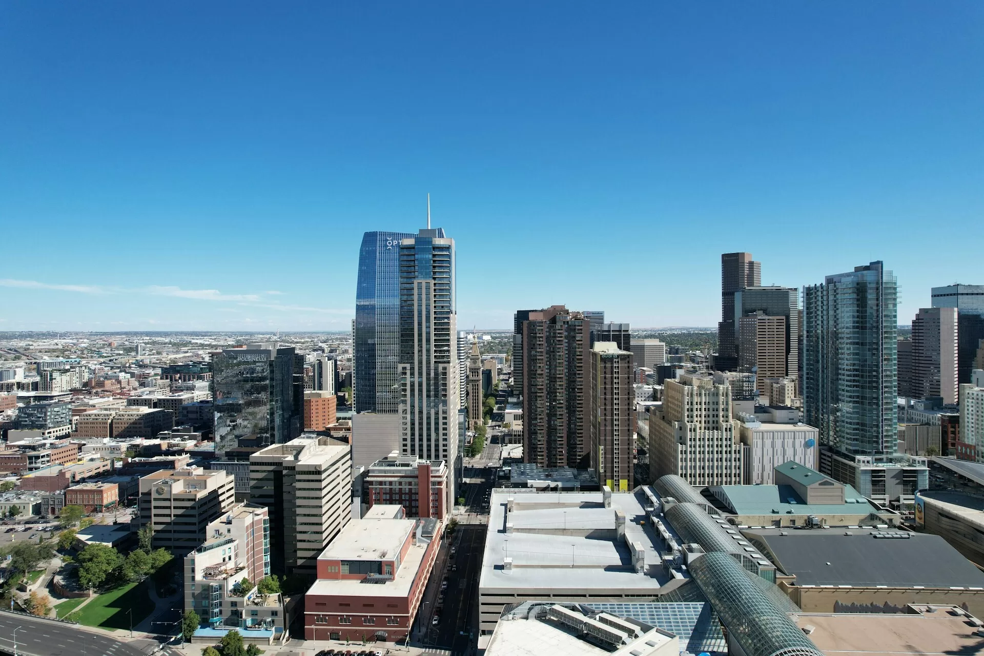Uitzicht over de gebouwen in downtown Denver, Colorado