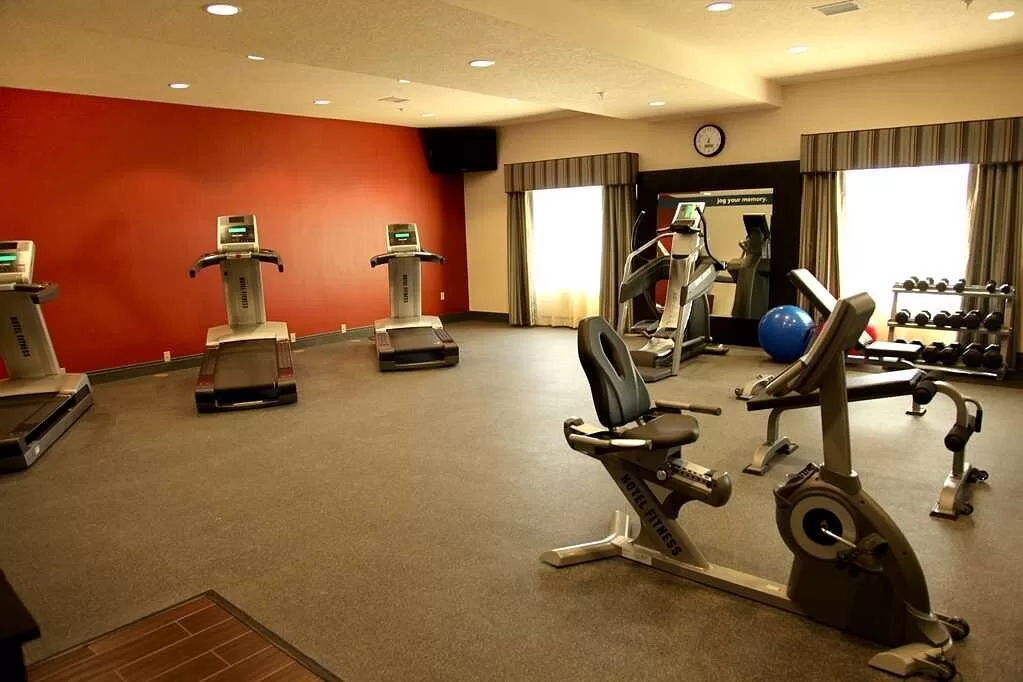 Fitnessruimte in het Hotel Hampton Inn Suites Carlsbad