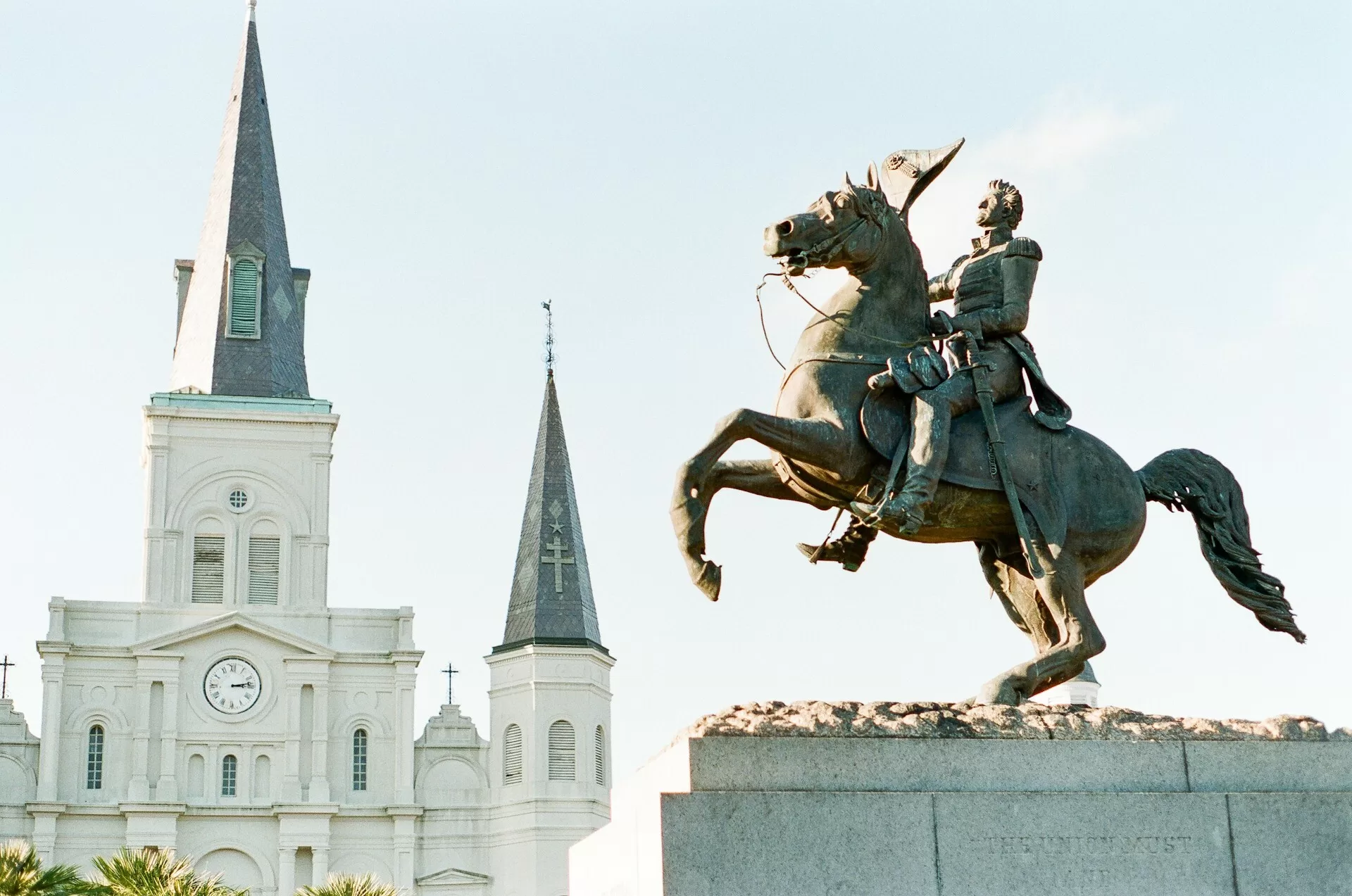 Het standbeeld van Andrew Jackson op Jackson Square in New Orleans