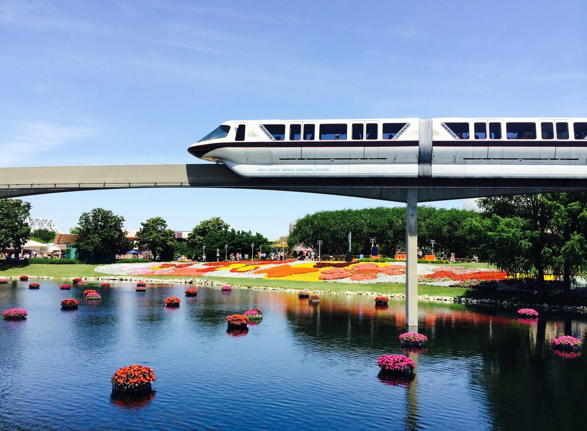 De Walt Disney Monorail in Orlando Florida
