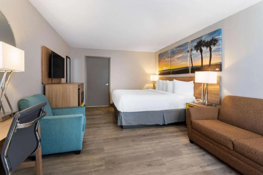 Standaardkamer in het Hotel Days Inn Wyndham Kennedy Space Center